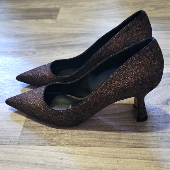 M. Gemi Sparkle Pointed Heels - Picture 5 of 8